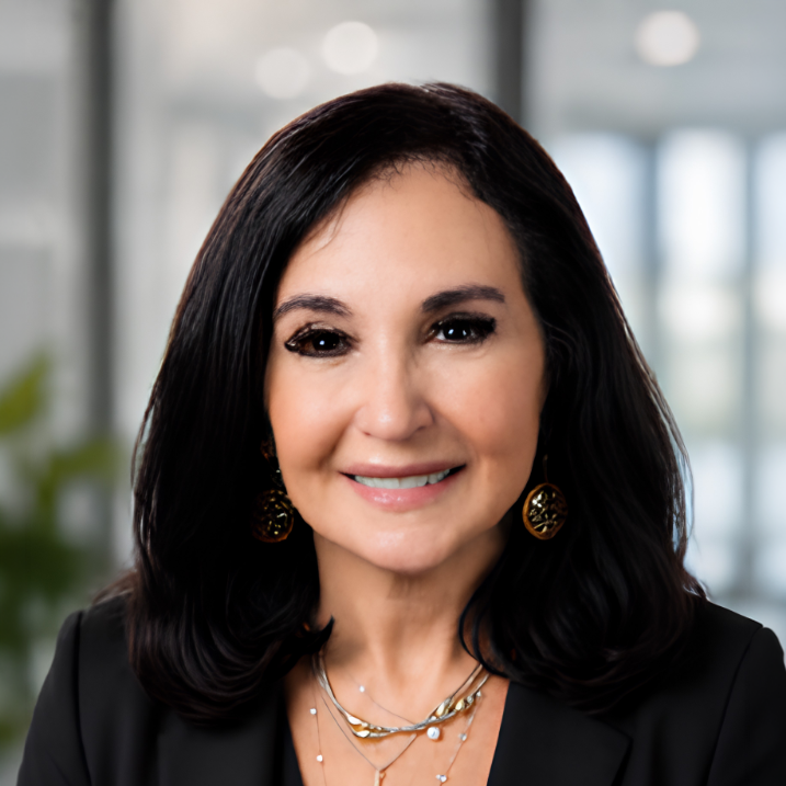 Cynthia Battista headshot